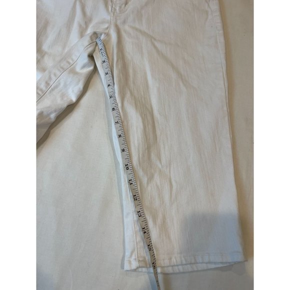 Gloria Vanderbilt Womens Capris Pant DGVB4493 All Around Slimming Effect White 6 - Picture 7 of 11
